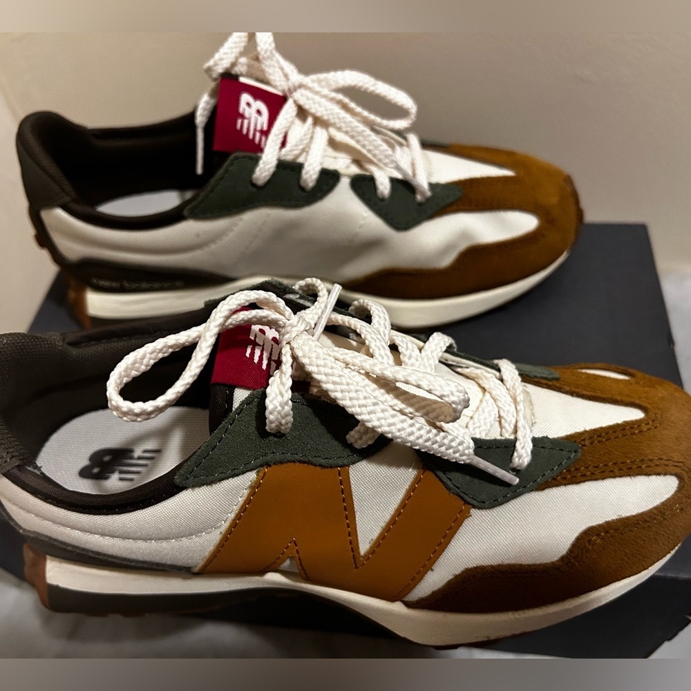 Grade School New balance 327 Winter Wheat.